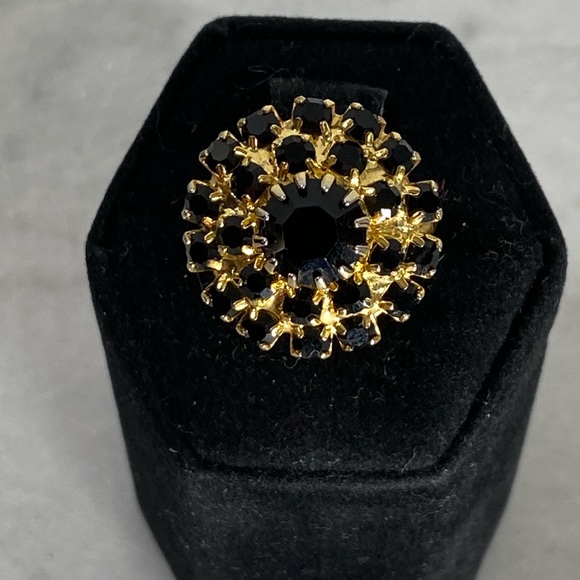 Fun Ring Adjustable Golden and Black Crystals - Picture 1 of 9